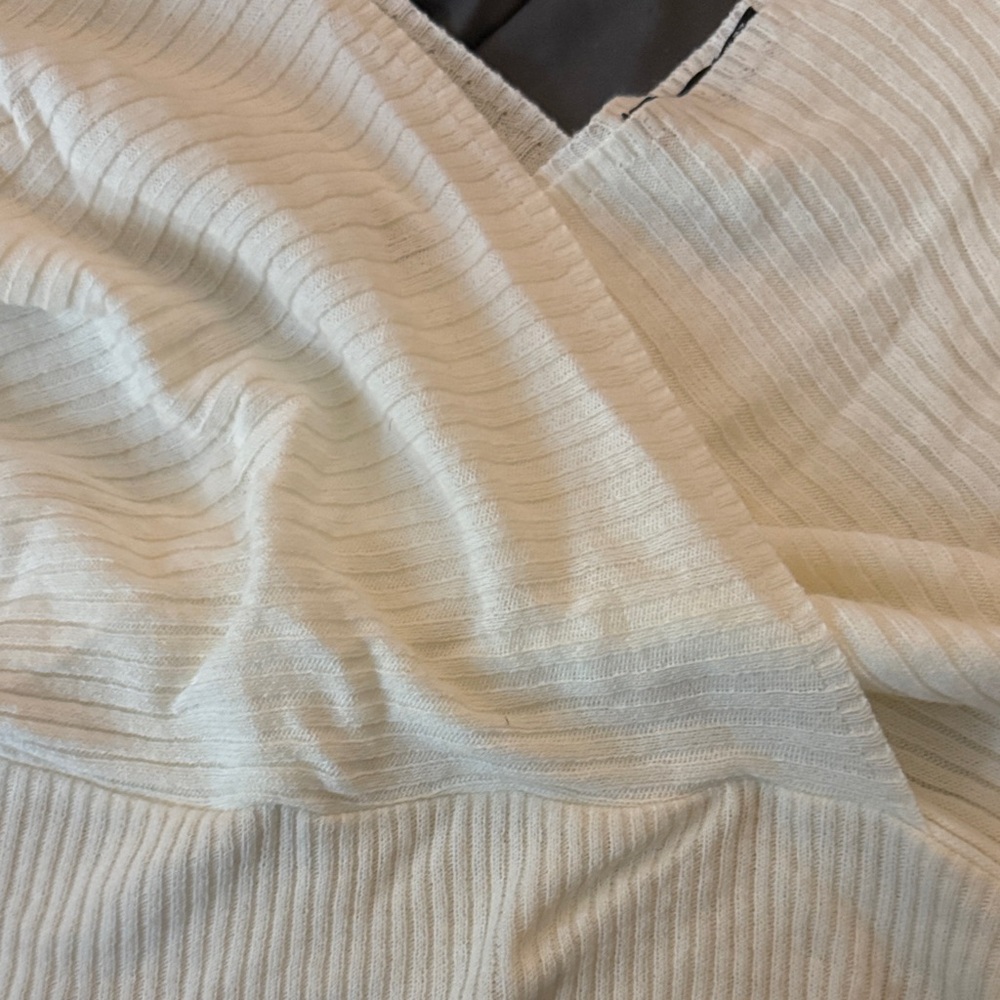 PrettyLittleThing Beige Off-the-Shoulder Sweater - Picture 5 of 6